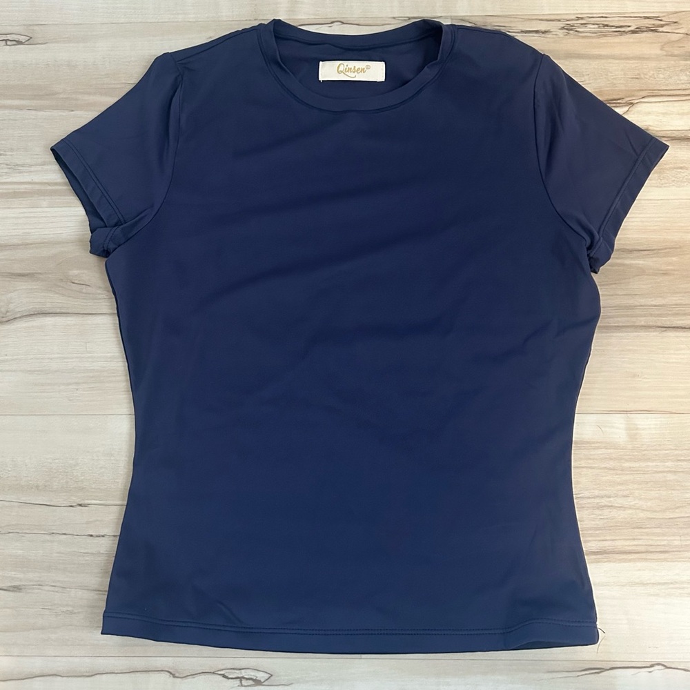 Qinsen Short Sleeve Tee Double Lined Size Large Slim Fit Navy